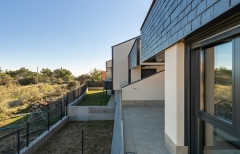Imagen de PUZZLE RESIDENTIAL SET. 38 HOUSES WITH COMMON AREAS IN TORRELODONES