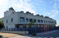 Imagen de 7 UNIFAMILIARES LOS LARES I