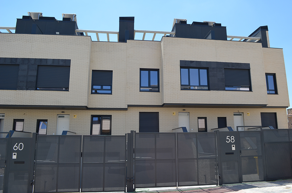 Imagen de 6 UNIFAMILIARES LOS LARES II