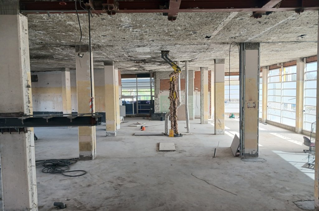 Imagen de REMODELACIÓN EDIFICIO OFICINAS EN APARTOTEL DE 260 HABITACIONES, PISCINA, GARAJE Y ZONAS COMUNES