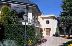 Imagen de SALONES MIRAVALLE